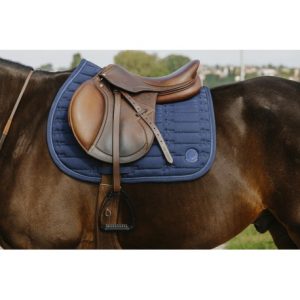 Tapis de selle Je t’aime EQUITHÈME – Origine